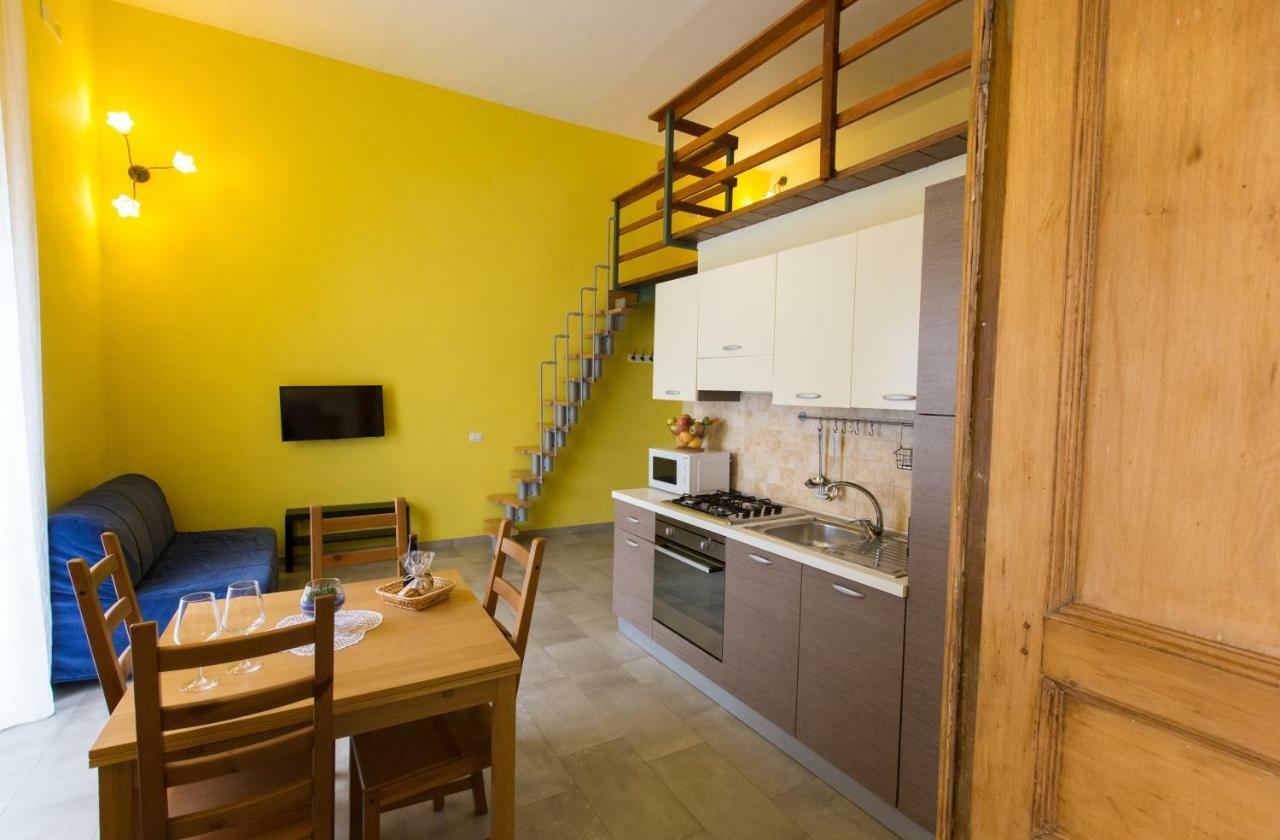 Ferienwohnung La Fontana Di Rua Catalana Neapel Exterior foto