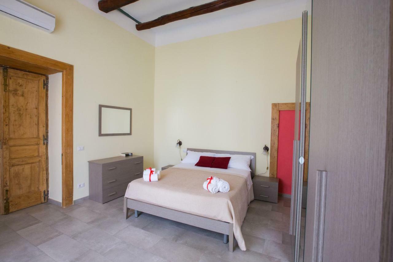Ferienwohnung La Fontana Di Rua Catalana Neapel Exterior foto