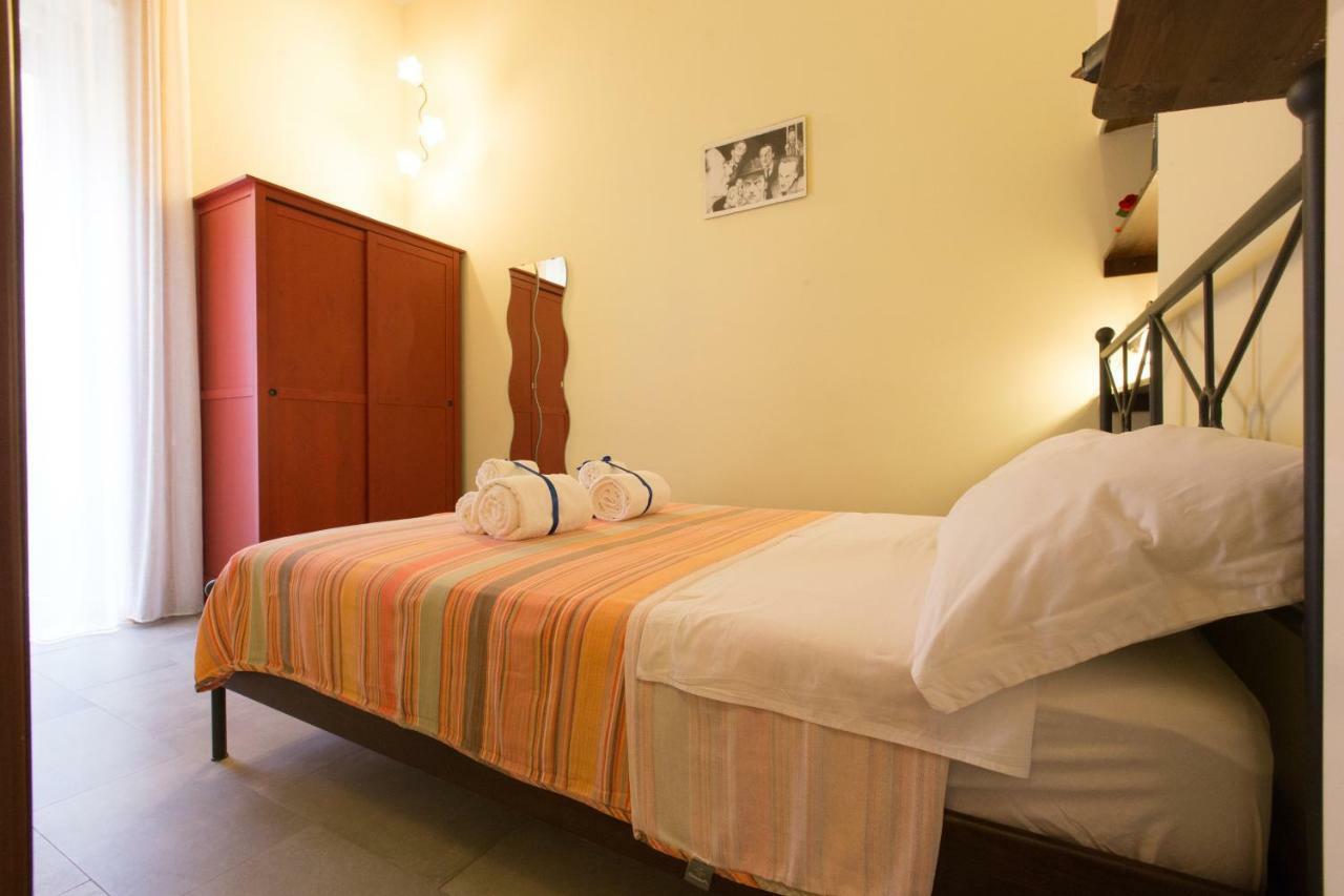 Ferienwohnung La Fontana Di Rua Catalana Neapel Exterior foto