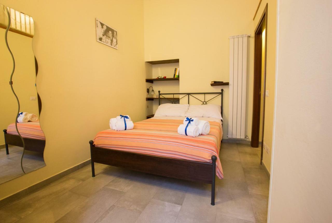 Ferienwohnung La Fontana Di Rua Catalana Neapel Exterior foto